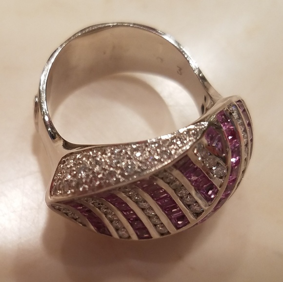 18K W/Gold Diamonds and Pink Sapphire Dome Ring - Picture 4 of 5